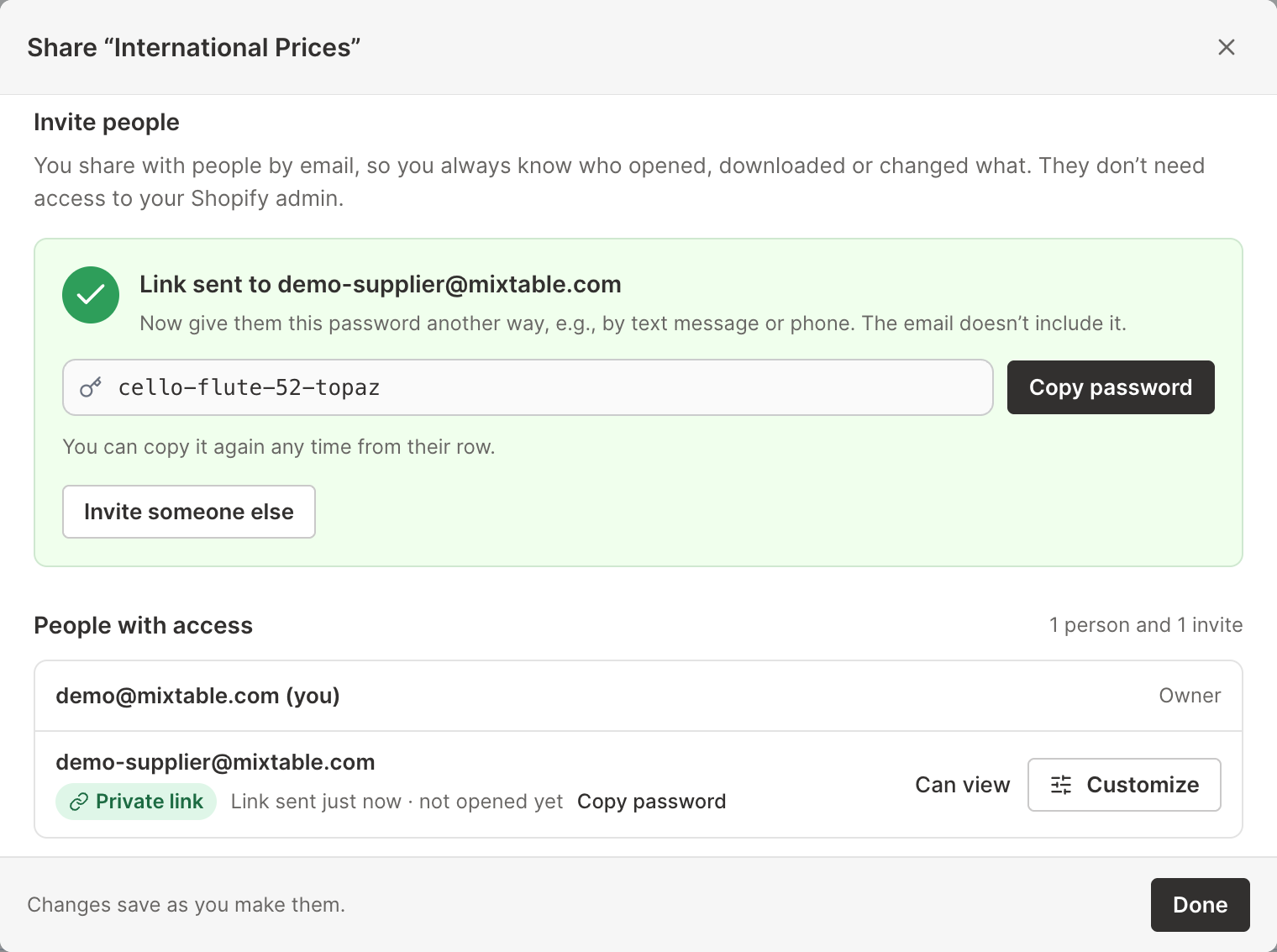 Link sent confirmation in the Mixtable Share window, showing the private link password to give the person separately